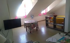 Studio 2-Eme Etage Coeur De Saint-Francois