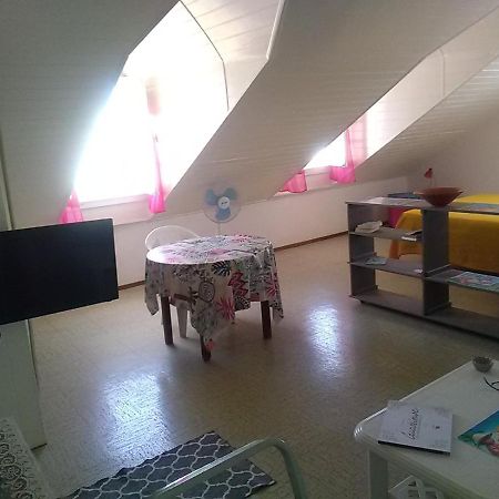 Studio 2-Eme Etage Coeur De Saint-Francois Extérieur photo